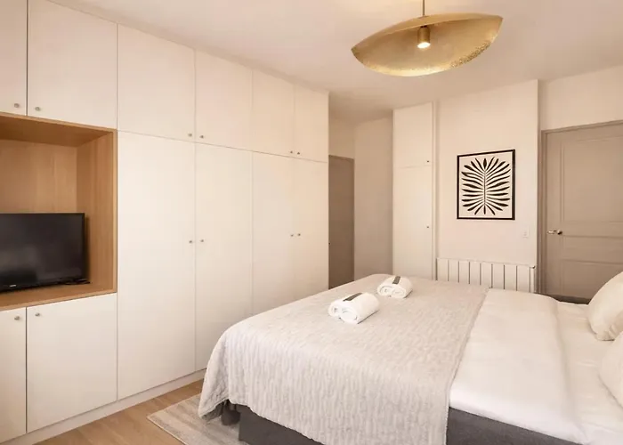 Marais Access - Premium For 4 * Paris