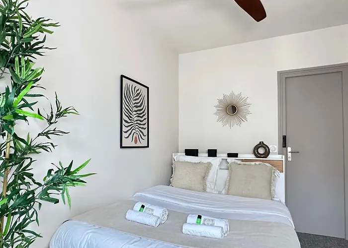 Apartment Marais Access - Premium For 4 Paris