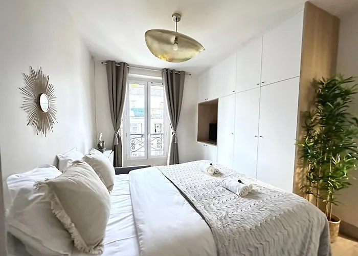 Marais Access - Premium For 4 Apartment *