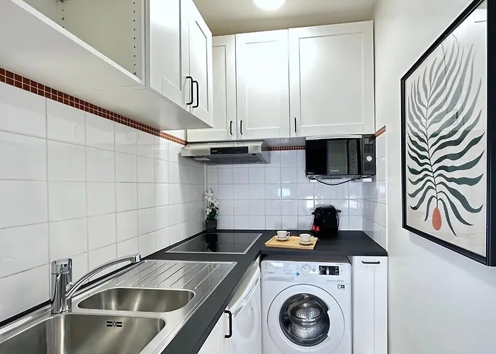 Marais Access - Premium For 4 Apartment