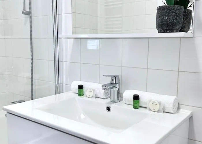 Marais Access - Premium For 4 Apartment
