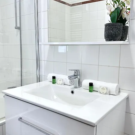 Marais Access - Premium For 4 公寓